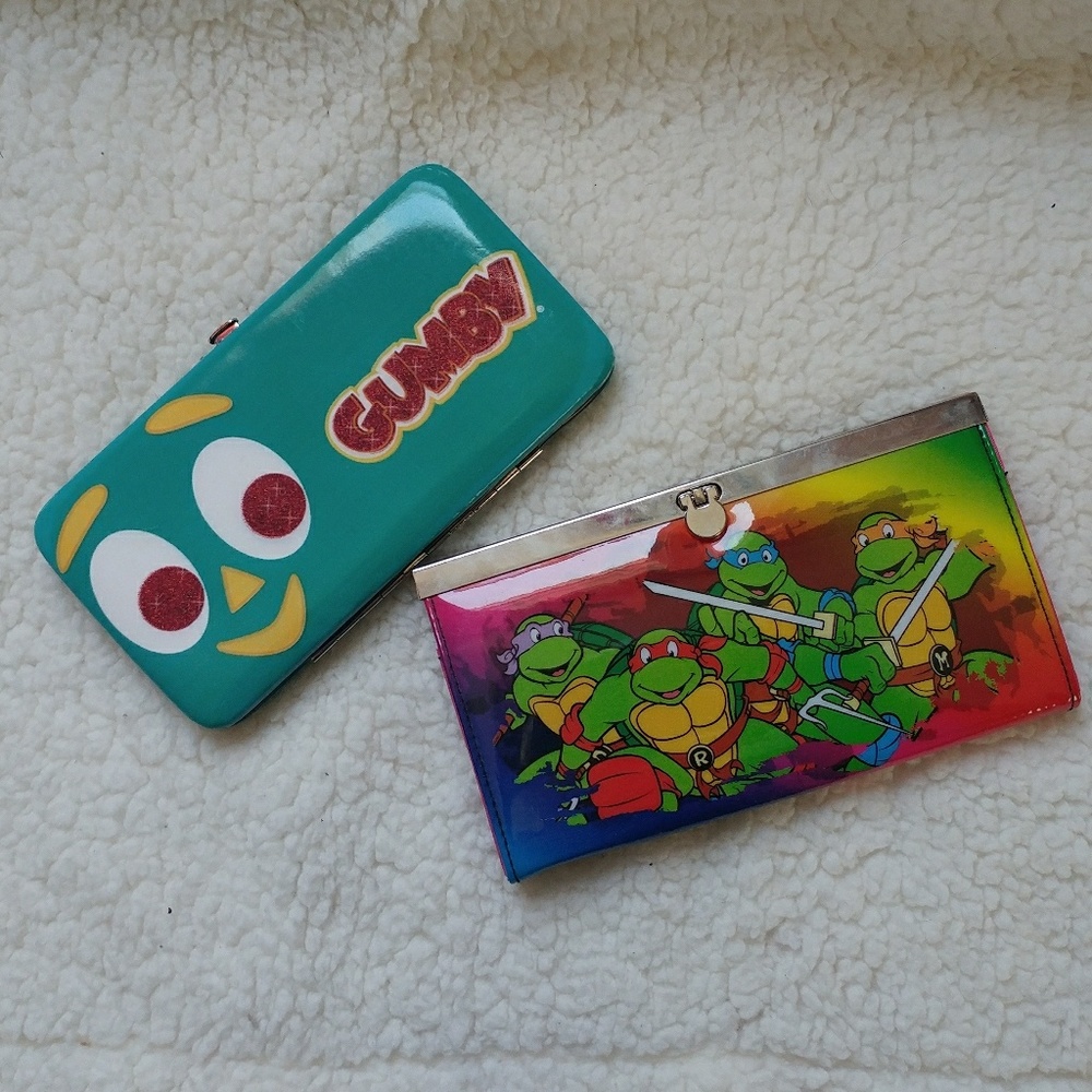 Character wallet